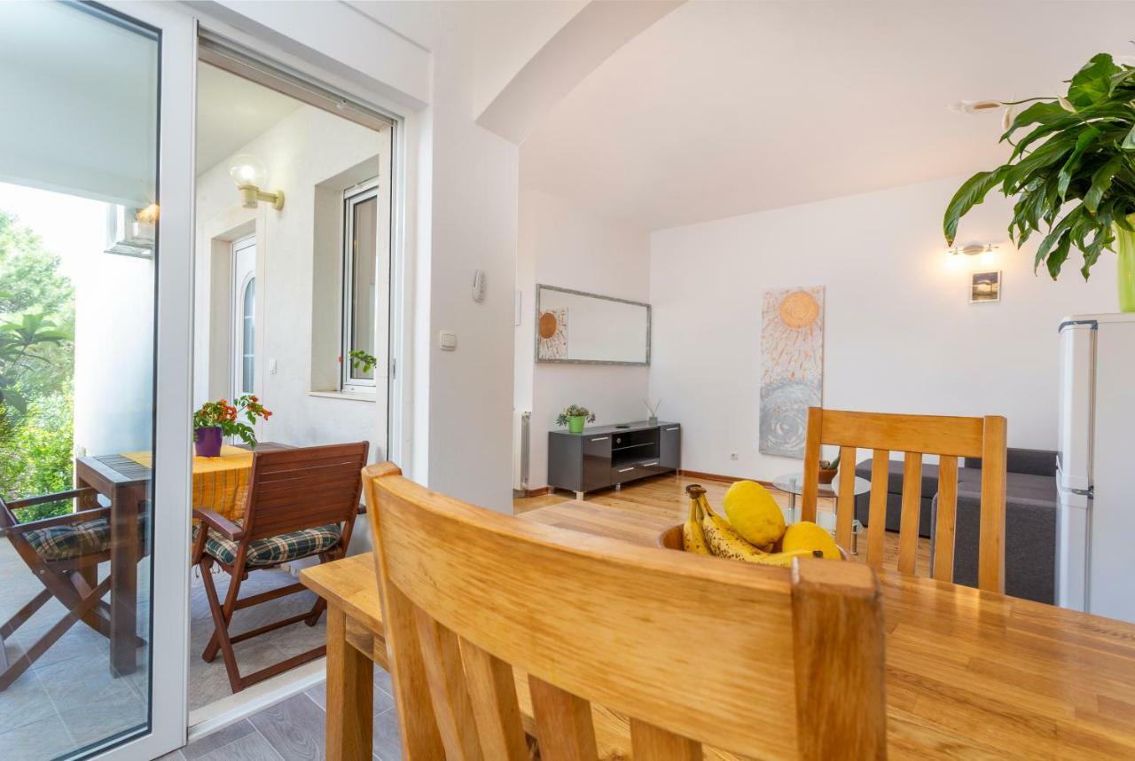 Apartments Gilve Hvar Town Bagian luar foto